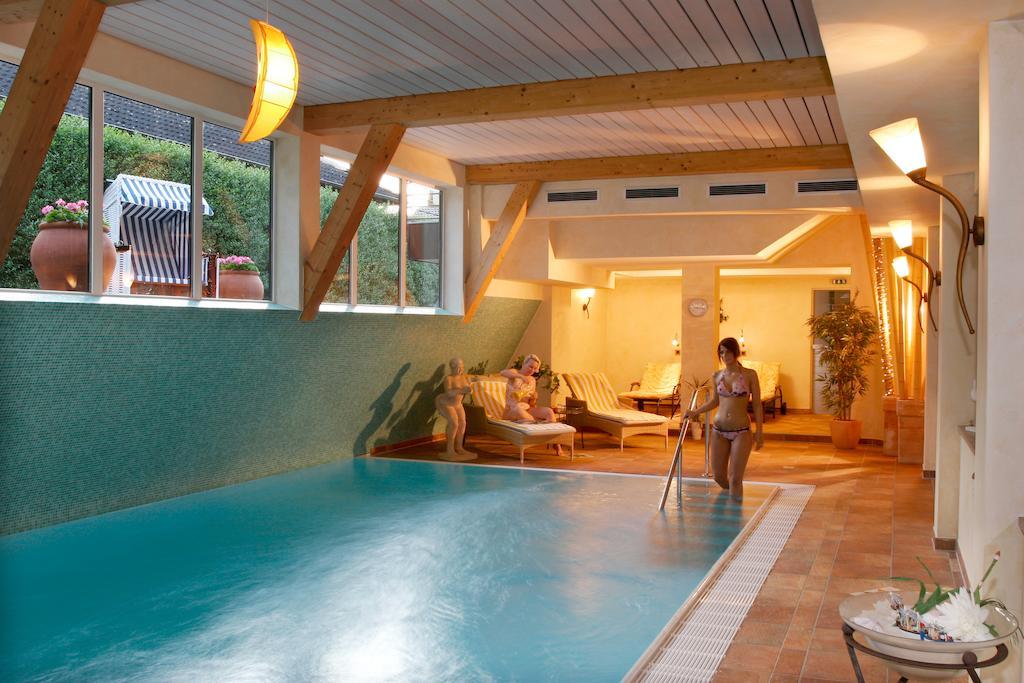 Wellness Hotel Harms Бад-Ненндорф Екстер'єр фото